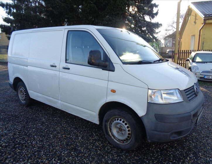 Volkswagen Transporter 1