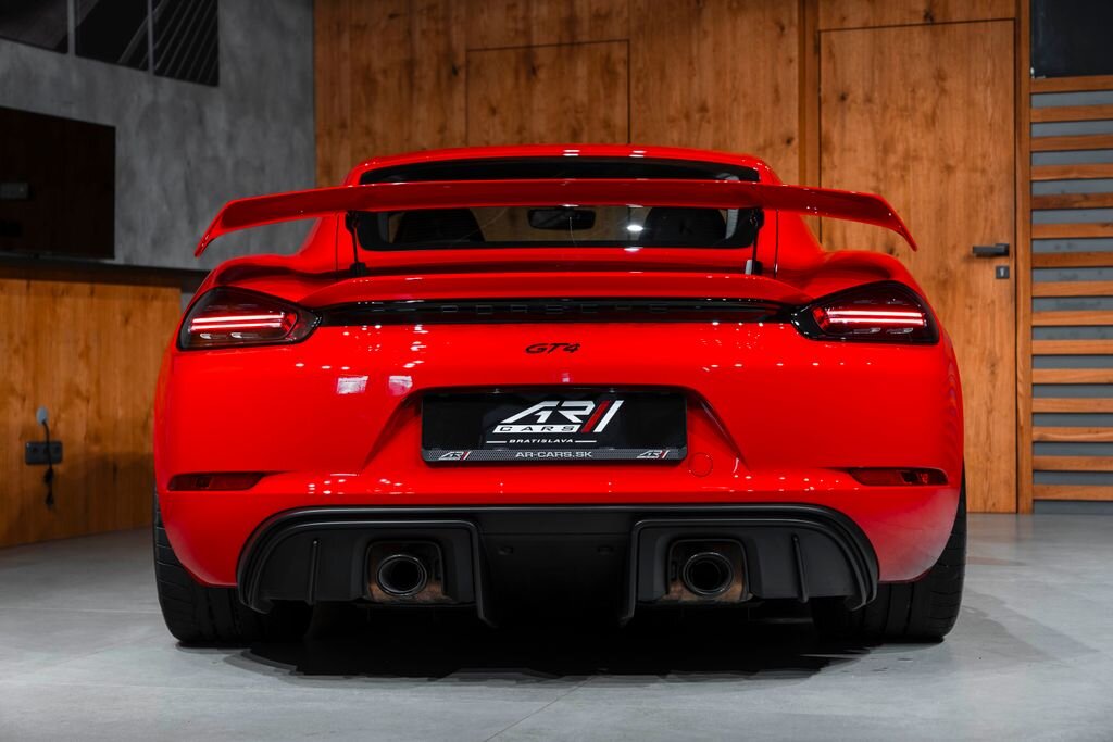 Porsche 718 Hatchback 4,0 l 309 kw