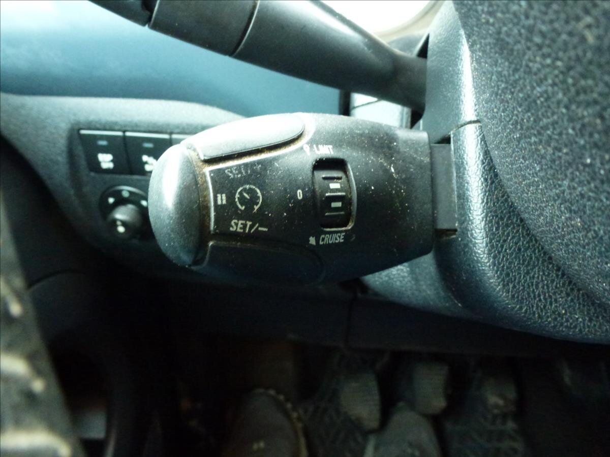 Peugeot Partner Tepee Kombi 1,6 l 68 kw