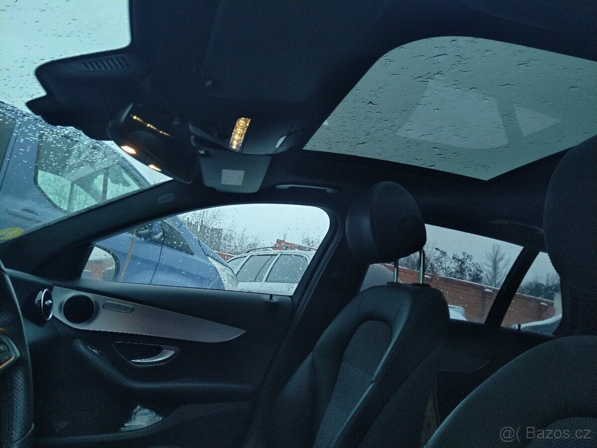 Mercedes-Benz Třídy C Kombi 2,1 l 125 kw