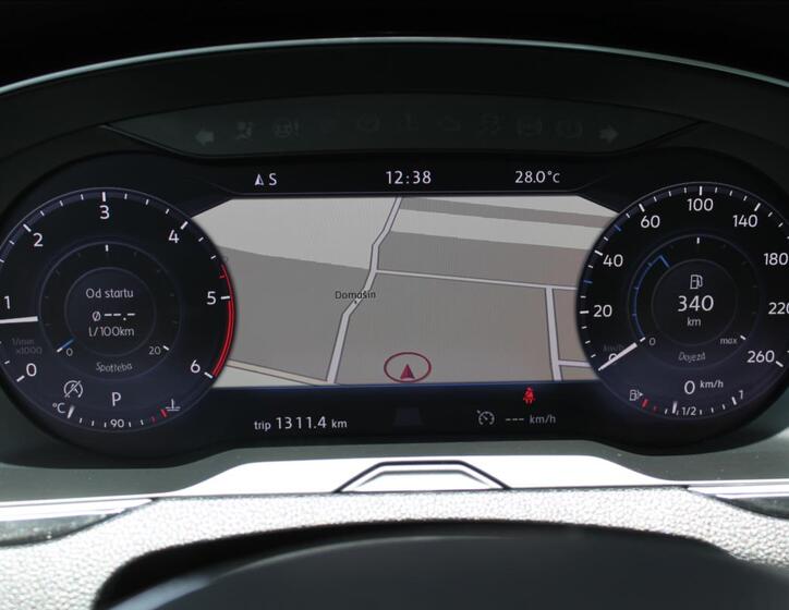 Volkswagen Passat 25