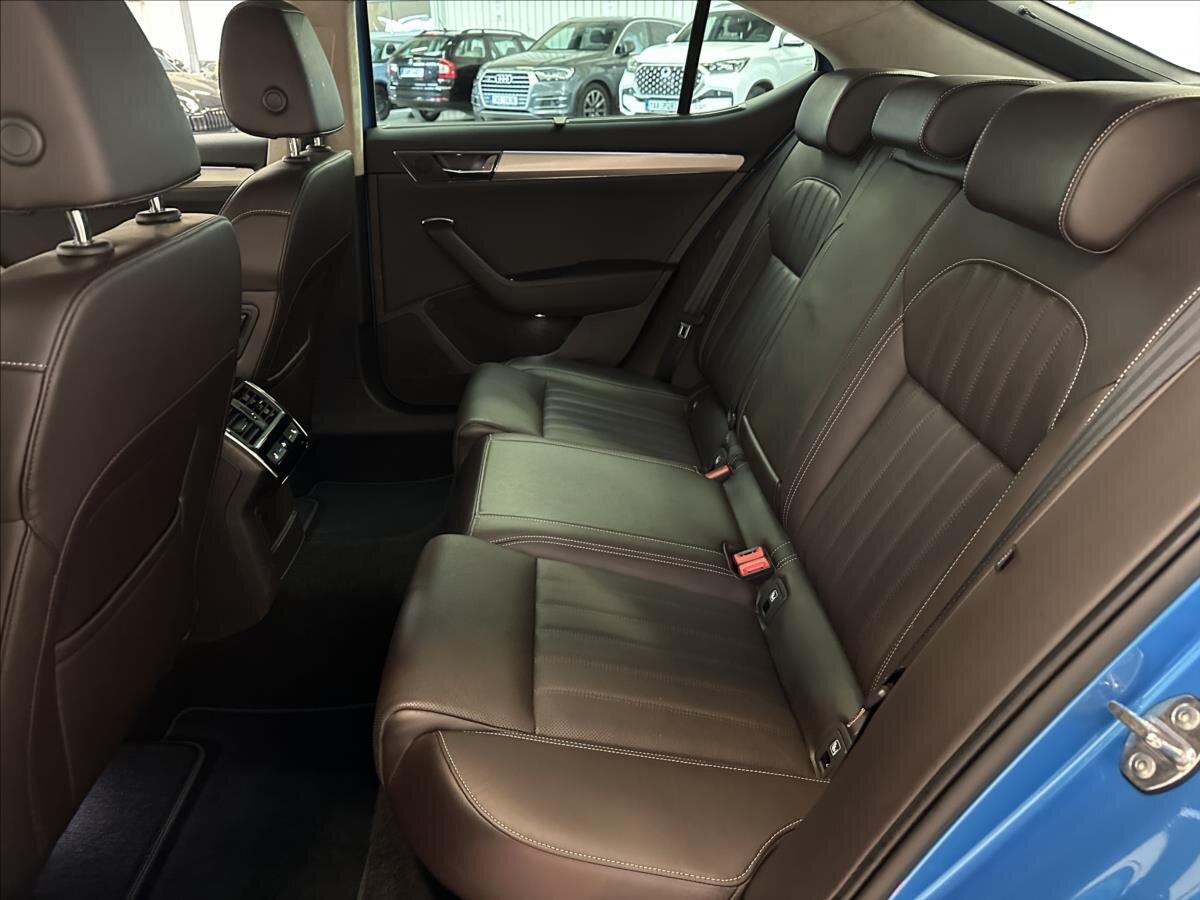 Škoda Superb Liftback 2,0 l 147 kw