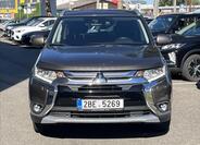 Mitsubishi Outlander 2