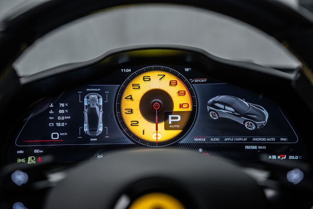 Ferrari Ostatní SUV / Terénní 6,5 l 529 kw