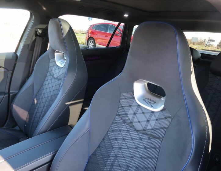 Volkswagen Passat Kombi 1,5 l 130 kw