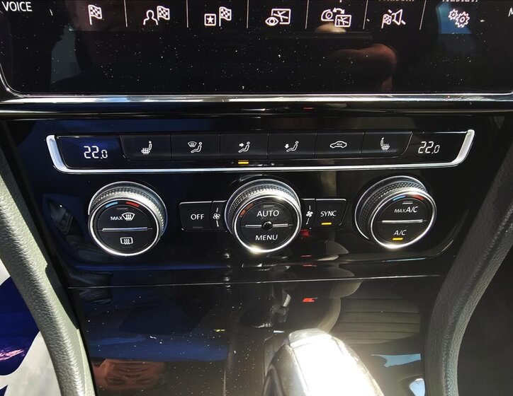 Volkswagen Golf Kombi 2,0 l 110 kw