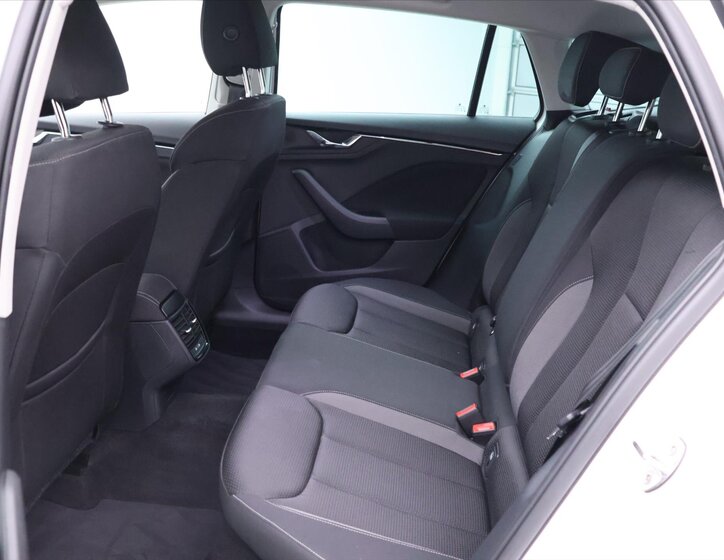 Škoda Scala Hatchback 999,0 70 kw