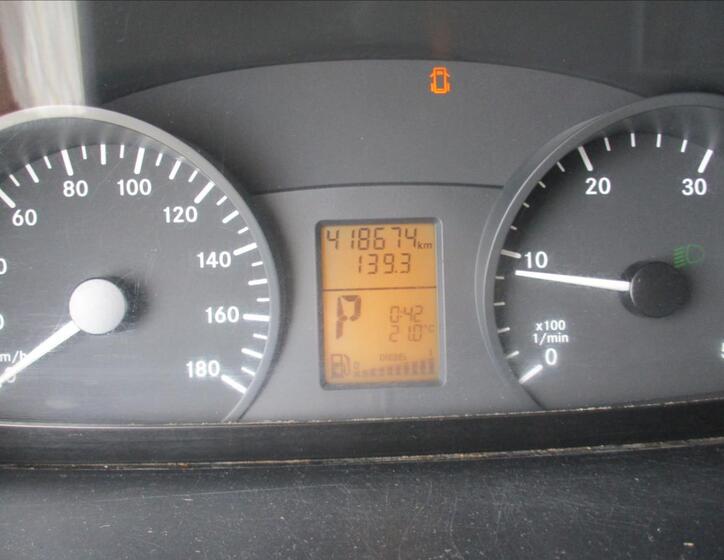 Mercedes-Benz Sprinter 16