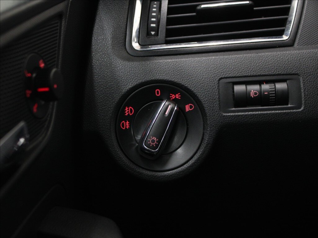 Seat Toledo Liftback 1,2 l 77 kw