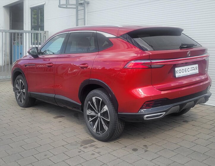 MG HS SUV / Terénní 1,5 l 125 kw