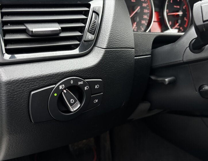 BMW X1 SUV / Terénní 2,0 l 105 kw