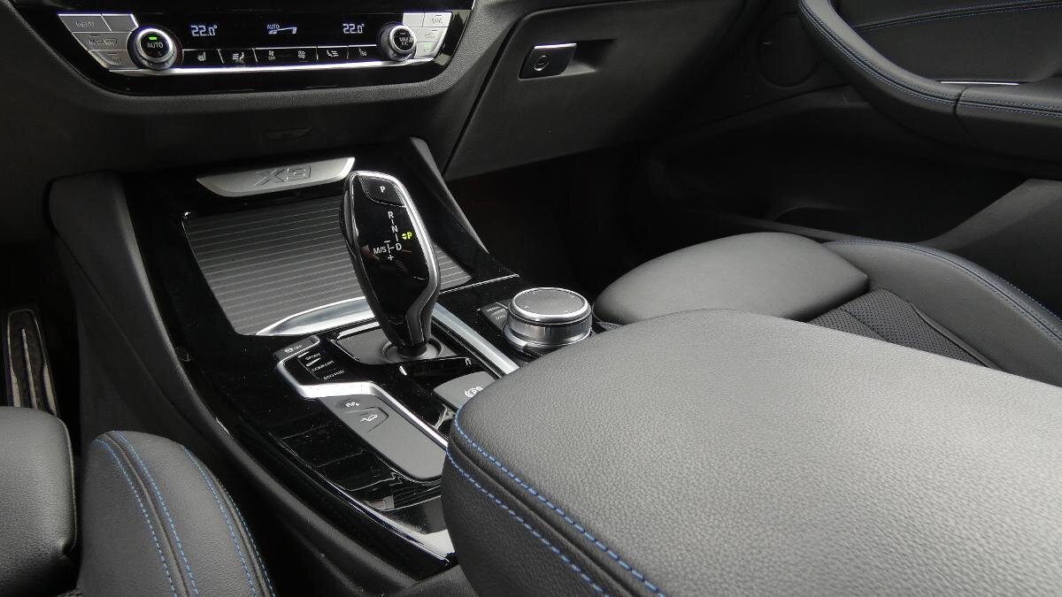 BMW X3 SUV / Terénní 2,0 l 140 kw