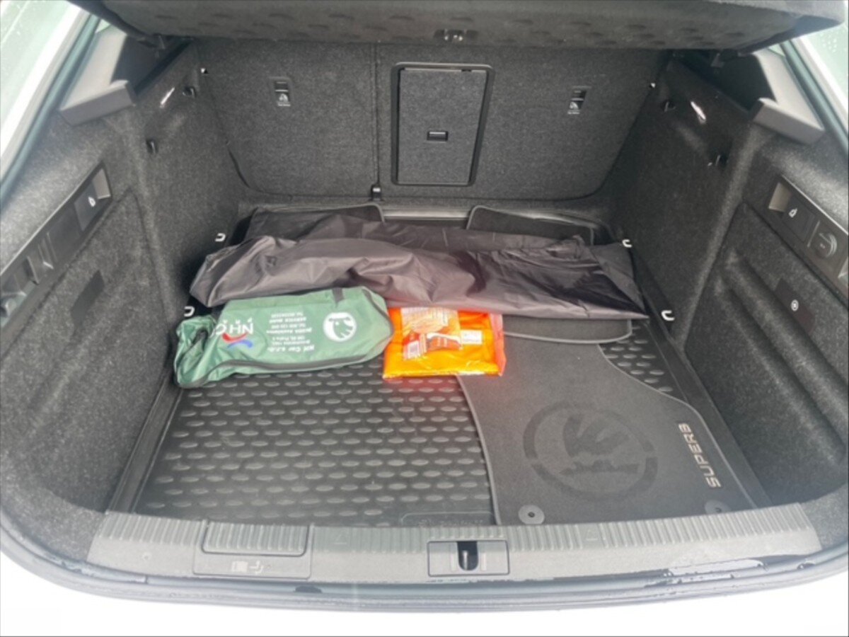 Škoda Superb Liftback 2,0 l 147 kw