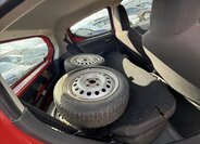 Suzuki Alto Hatchback 996,0 50 kw