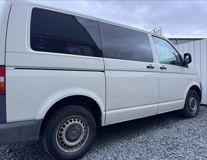 Volkswagen Transporter Kombi 1,9 l 90 kw