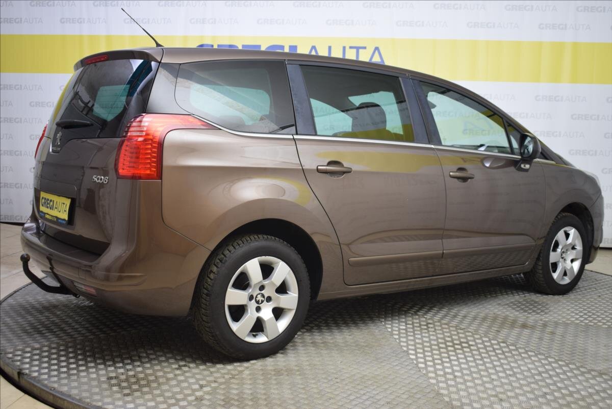 Peugeot 5008 MPV 1,6 l 88 kw