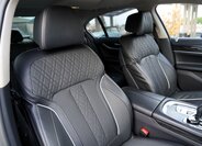 BMW Řada 7 Sedan / Limuzína 4,4 l 390 kw