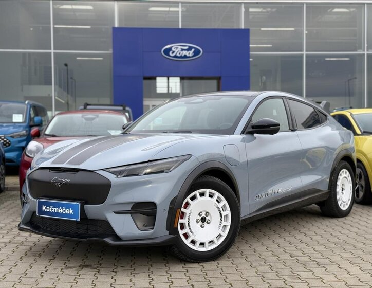 Ford Mustang Mach-E Hatchback 0,0 358 kw