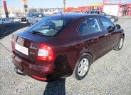 Škoda Octavia Sedan / Limuzína 2,0 l 103 kw