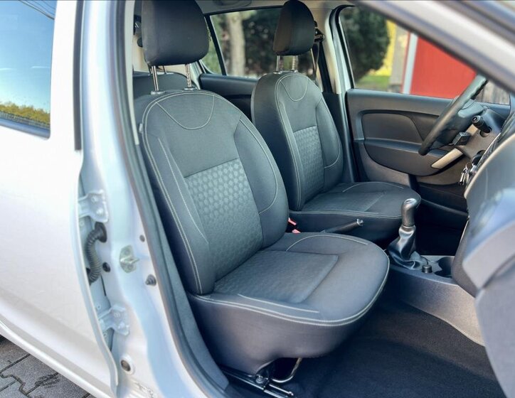 Dacia Sandero Hatchback 1,1 l 55 kw