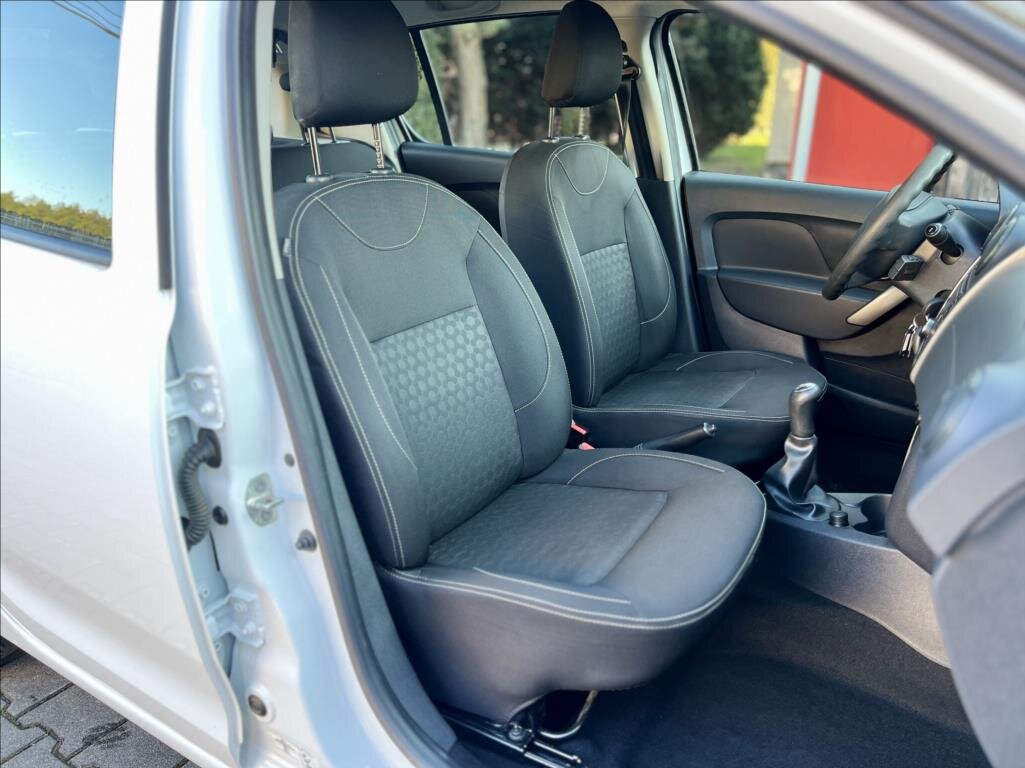 Dacia Sandero Hatchback 1,1 l 55 kw