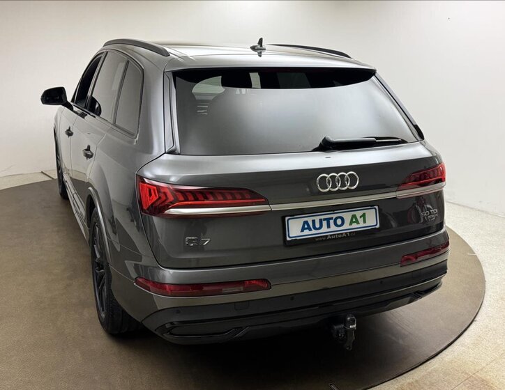 Audi Q7 SUV 3,0 l 210 kw