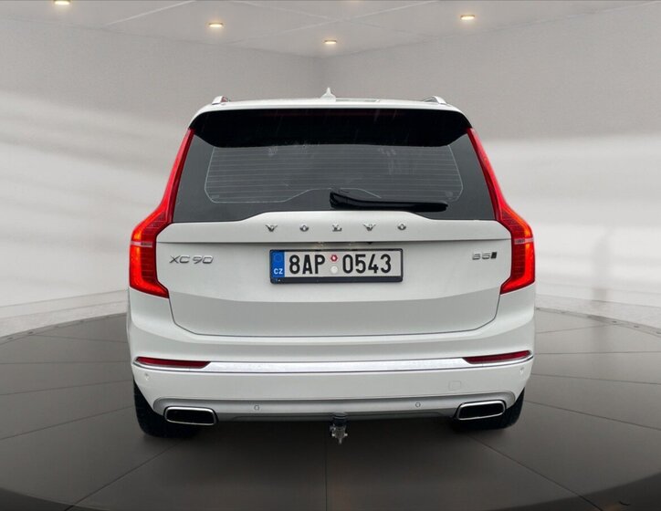 Volvo XC90 5