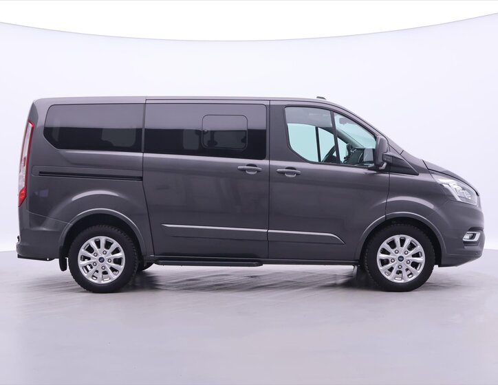 Ford Tourneo Custom Kombi 2,0 l 95 kw