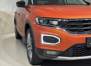 Volkswagen T-Roc SUV / Terénní 1,5 l 110 kw