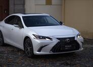 Lexus ES 300h 16