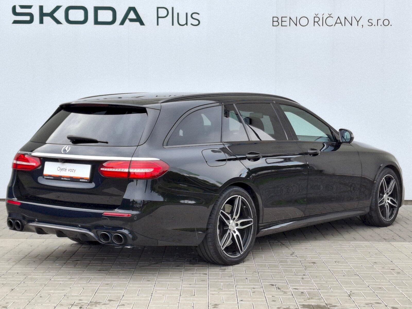 Mercedes-Benz Třídy E Kombi 3,0 l 320 kw