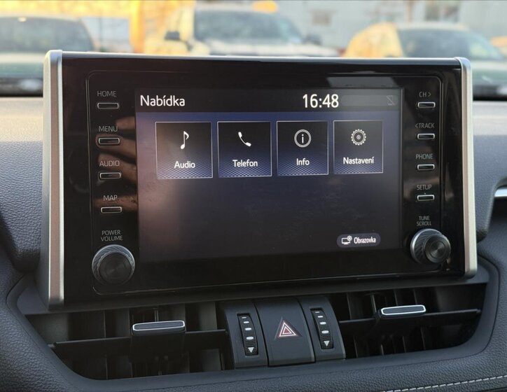 Toyota RAV4 SUV / Terénní 2,0 l 129 kw