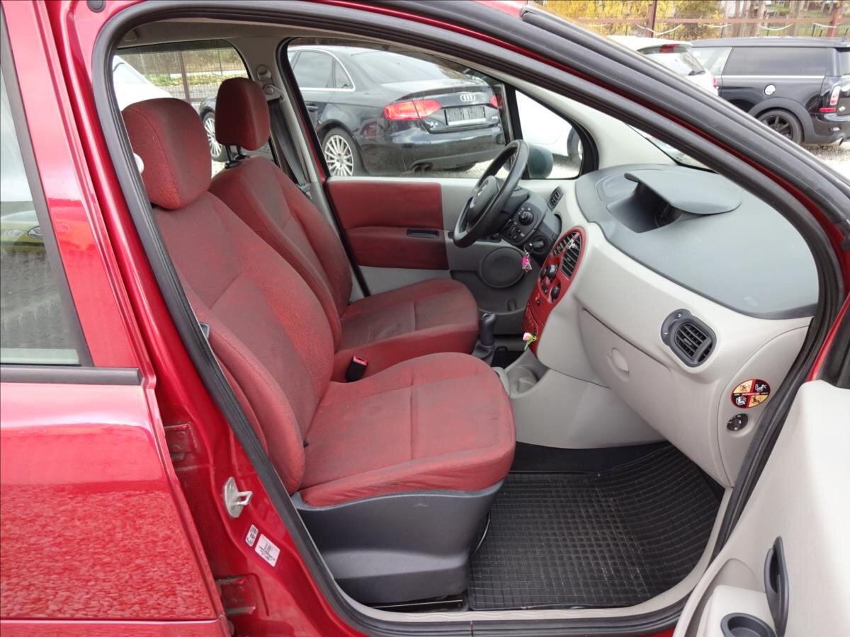 Renault Modus Kombi 1,1 l 55 kw