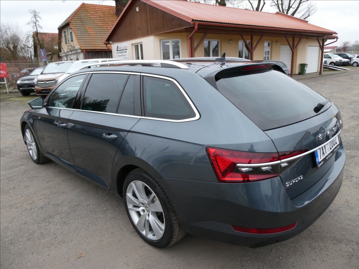 Škoda Superb