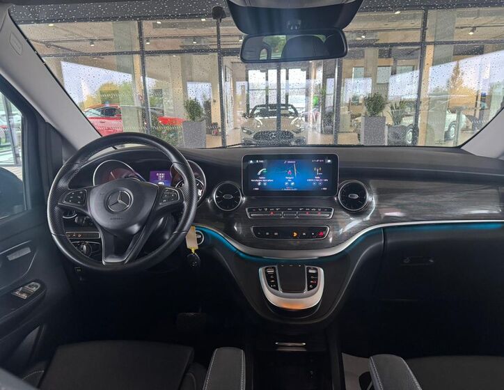 Mercedes-Benz Třídy V 12