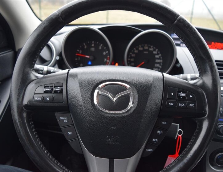 Mazda 3 Hatchback 1,6 l 77 kw