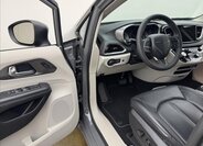 Chrysler Pacifica MPV 3,6 l 214 kw