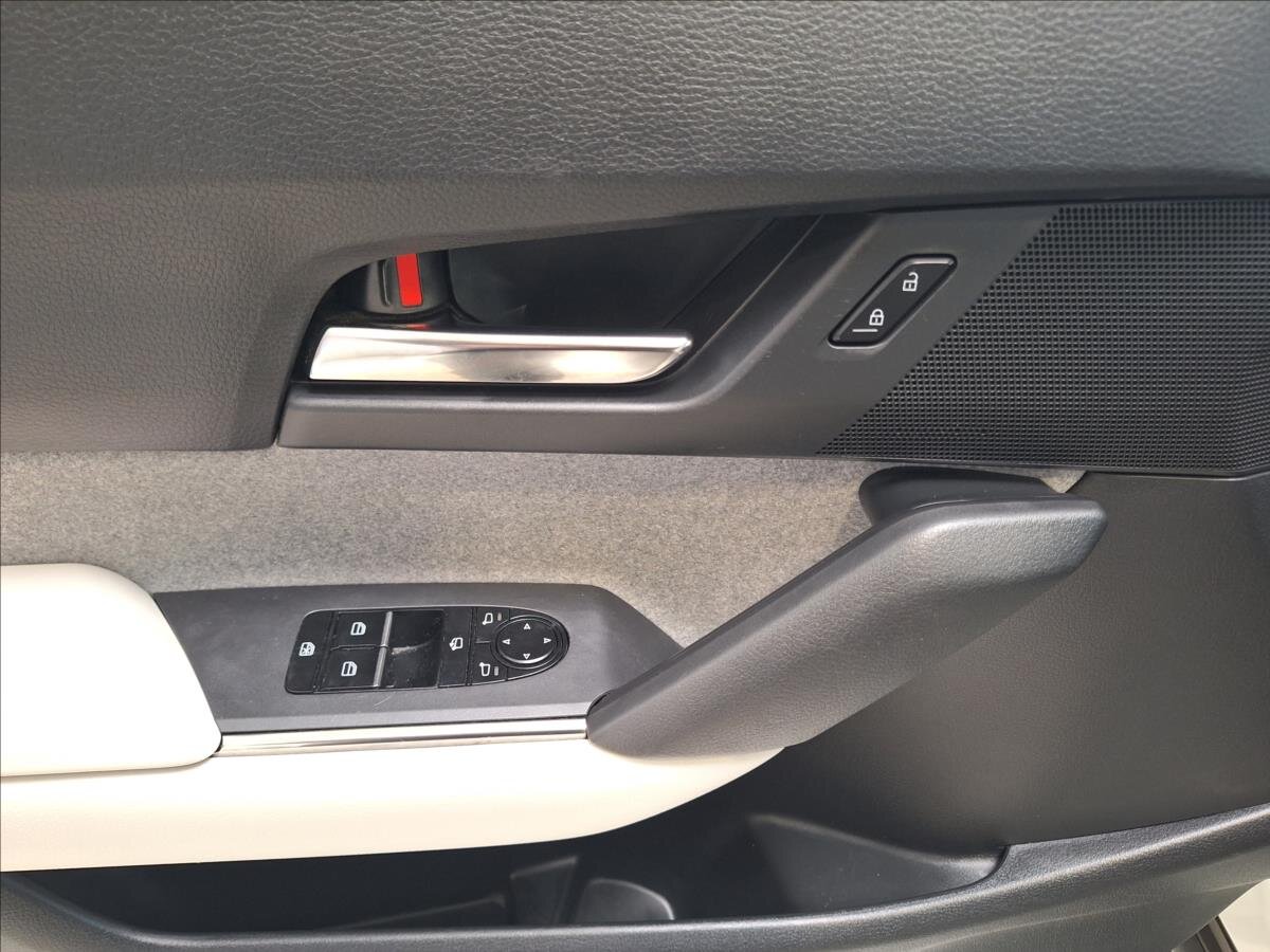 Mazda MX-30 SUV / Terénní 0,0 107 kw