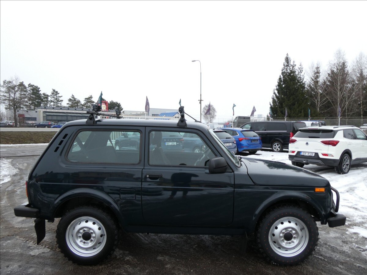 Lada Niva Ostatní 1,7 l 61 kw