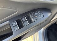 Ford Focus Kombi 999,0 92 kw