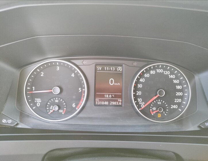 Volkswagen Caravelle 27