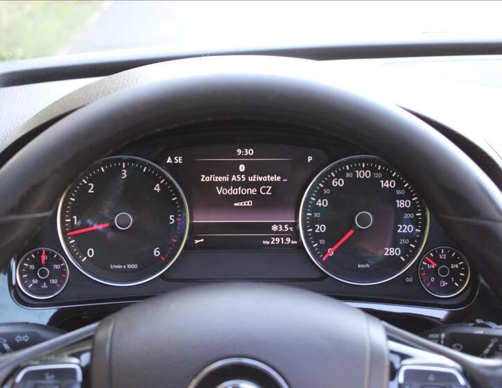 Volkswagen Touareg 19