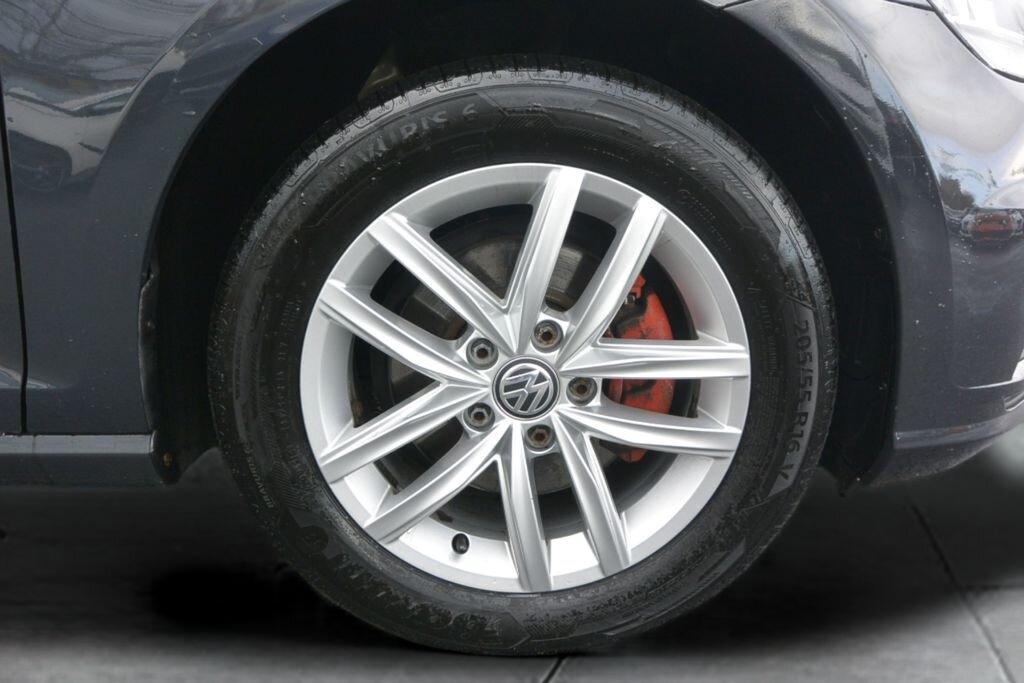 Volkswagen Golf Kombi 2,0 l 110 kw