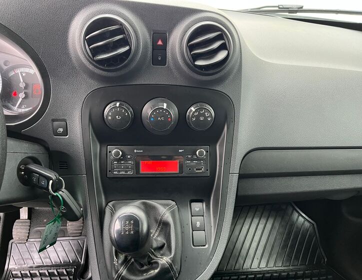 Mercedes-Benz Citan 10