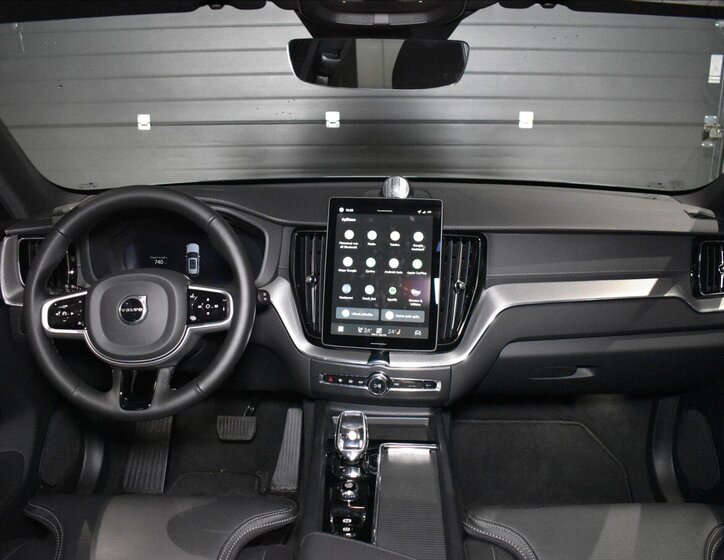 Volvo XC60 SUV / Terénní 2,0 l 184 kw