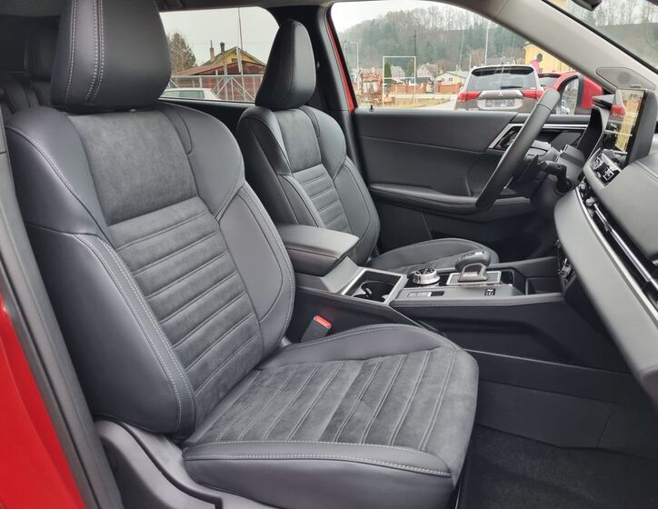 Mitsubishi Outlander 10