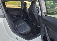 Tesla Model Y SUV / Terénní 0,0 378 kw