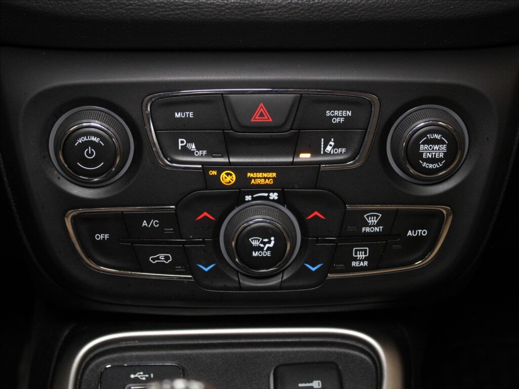 Jeep Compass SUV / Terénní 1,4 l 103 kw