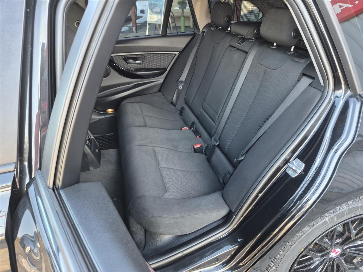 BMW Řada 3 Kombi 2,0 l 140 kw