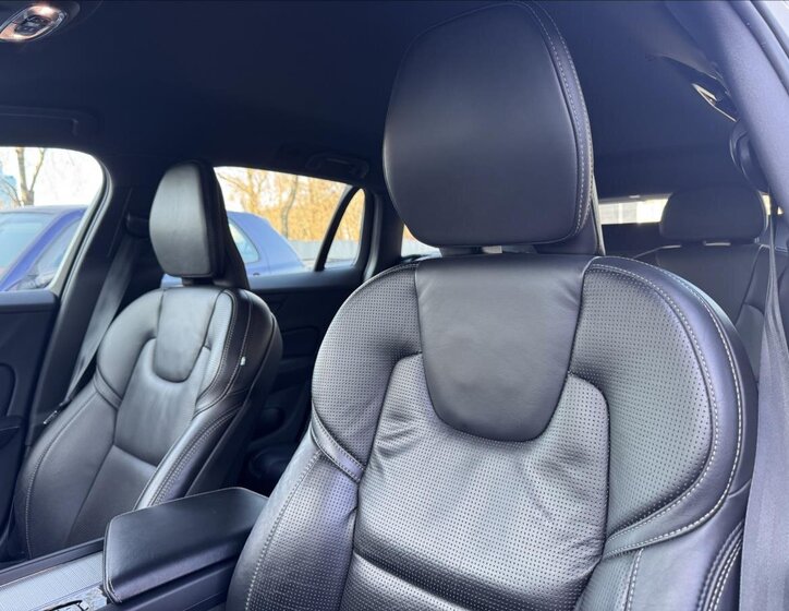 Volvo V60 Kombi 2,0 l 110 kw